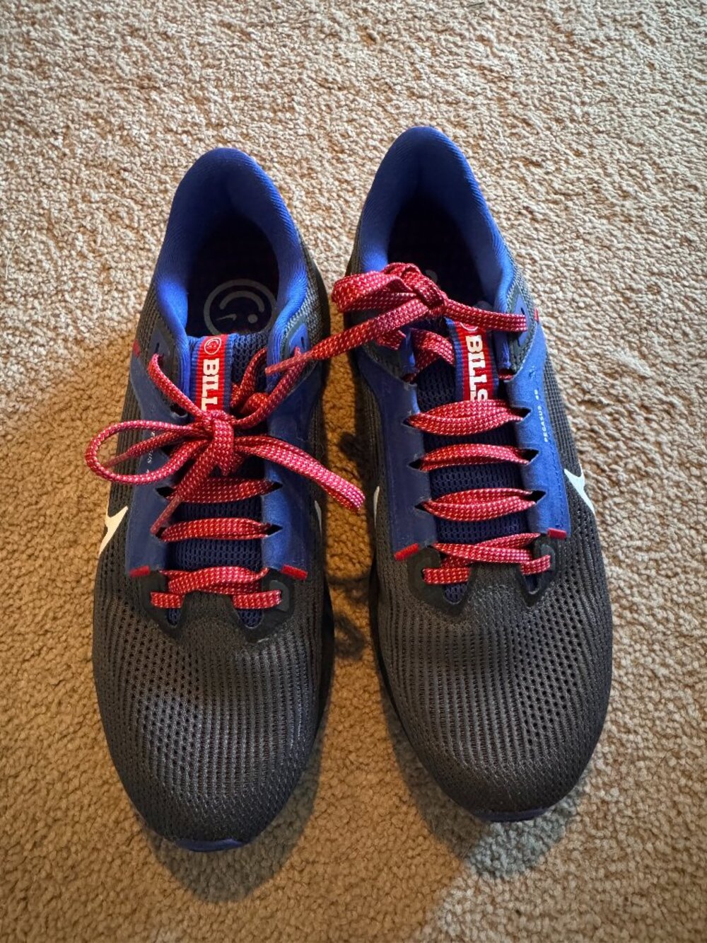Nike Air Zoom Pegasus 40 Buffalo Bills NFL Running Shoes Men’s 8 / Women’s 9.5